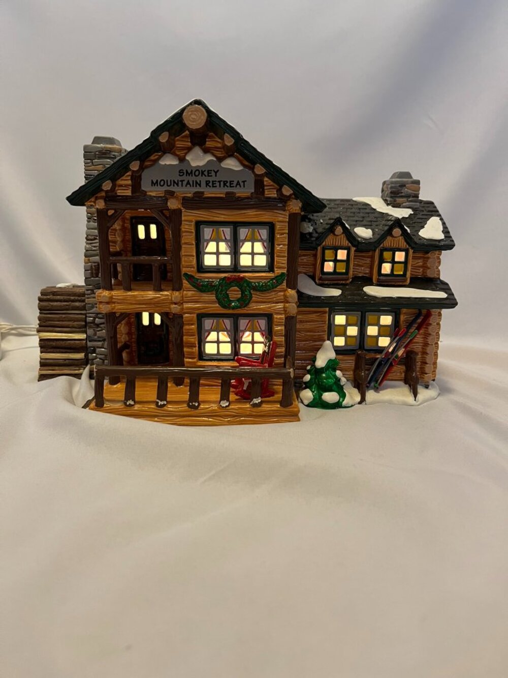 Department 56 Snow Village “Smokey Mountain Retreat” – Lighted + Smokehouse